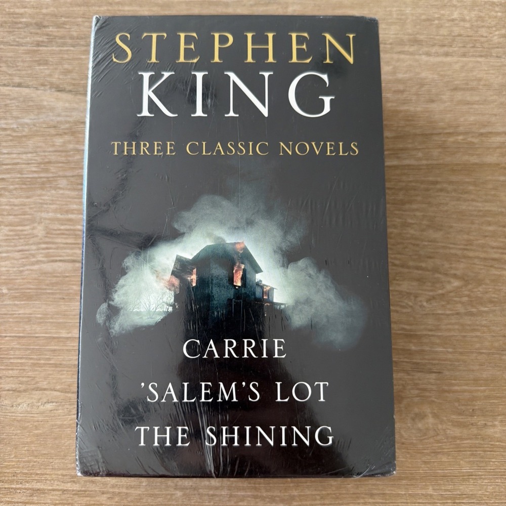 Stephen King Three Classic Novels Box Set: Carrie, 'Salems Lot, The Shining - EX